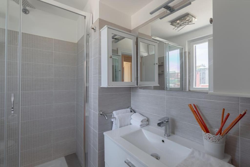 Penthouse With Jacuzzi On Private Terrace In Trastevere Apartamento Roma